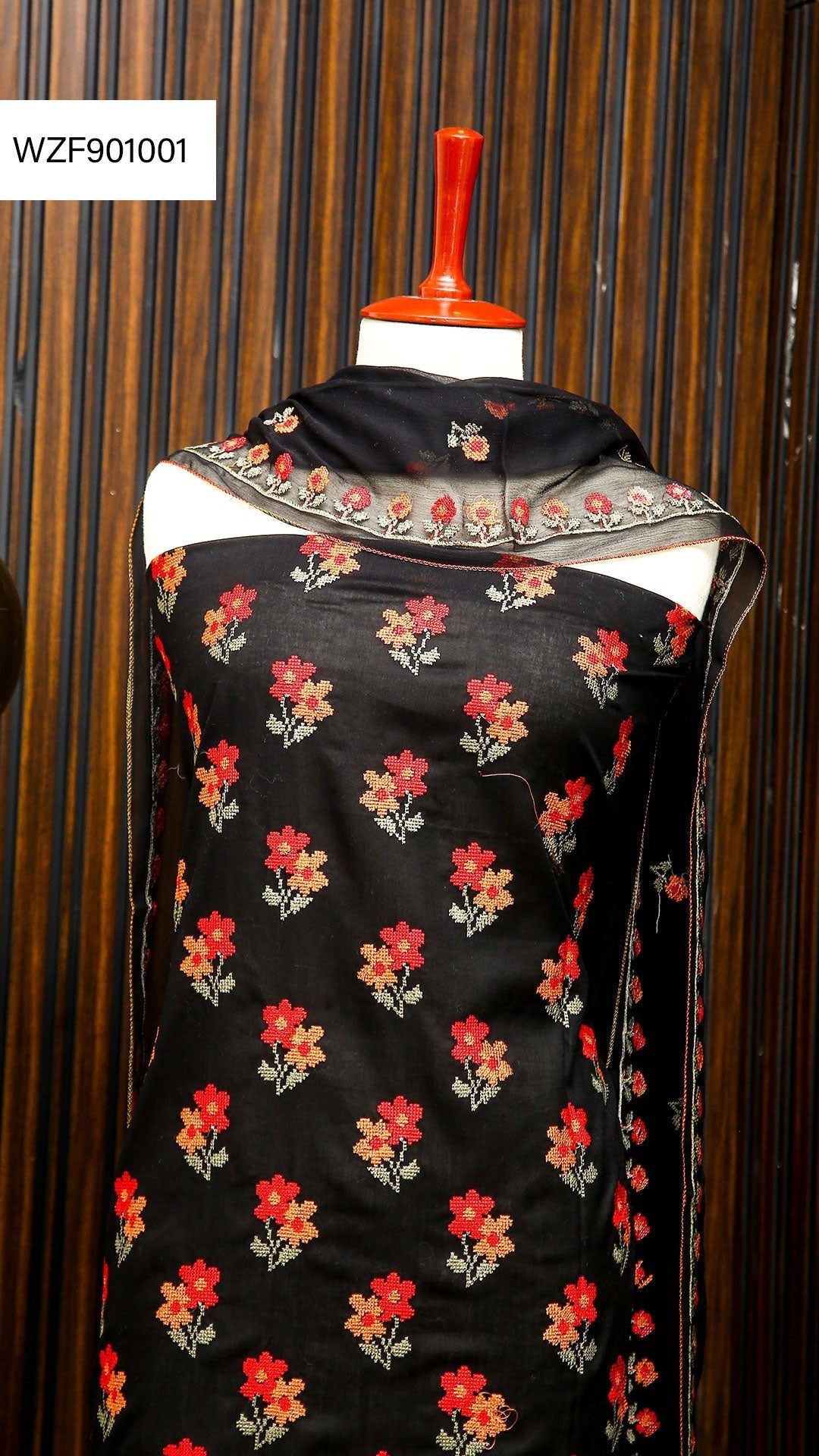 Korean Lawn Embroided 3 PC Warda Zainab