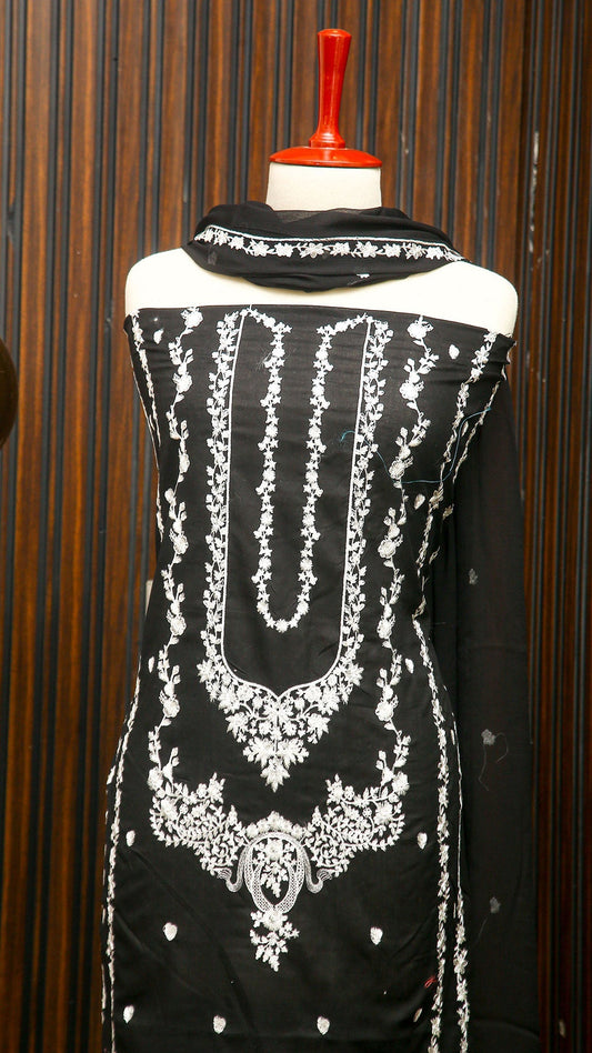 Korean Lawn Embroided 3 PC Warda Zainab